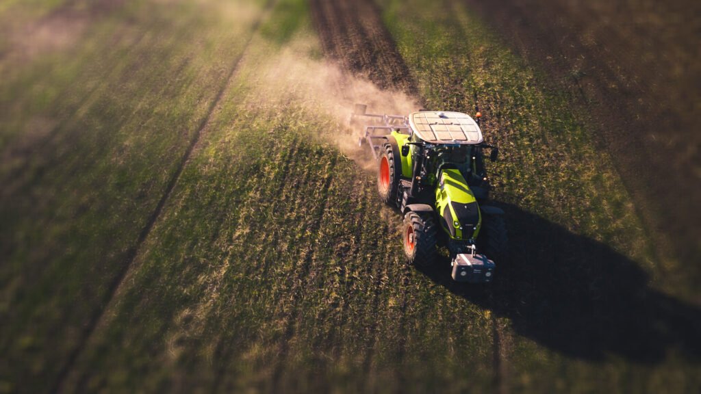 A Comprehensive Guide to Farm Recycling Practices_ 1 LP Hero BG Tractor In Field 1920x1080 tiny